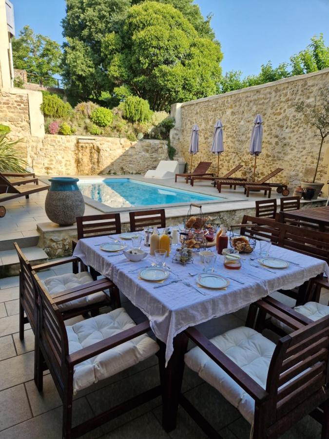 La Maison De Livia, Chambres D'Hotes, Piscine Chauffee, Proche Uzes, Nimes, Ales Sauzet  Exterior foto